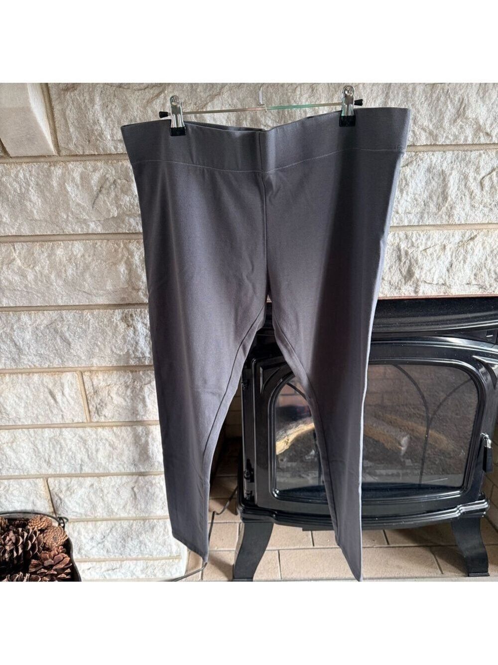 XL Stretchy Gray Leggings for Women